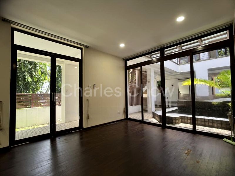 5 Bed Bungalow (Landed) for Sale in  Woodlands Avenue 1 - Image 2